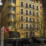 Mega & Nisantasi Provincia di Istanbul