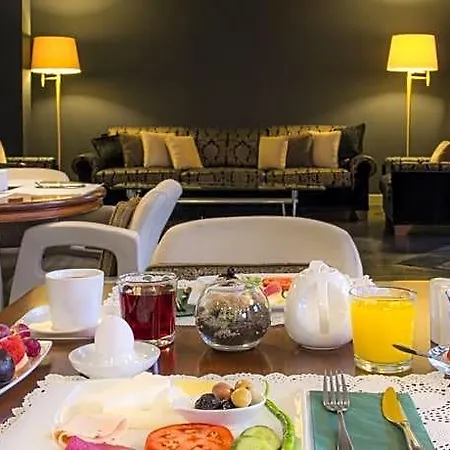 Mega & Nisantasi 4* Stambuł