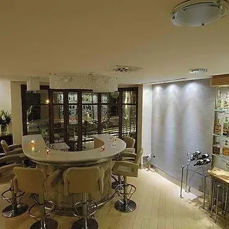 Mega & Nisantasi Hotel