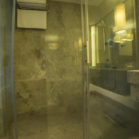 Mega & Nisantasi Hotel