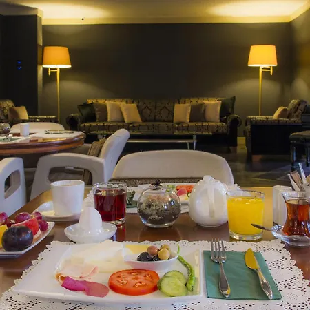 Mega & Nisantasi Κωνσταντινούπολη