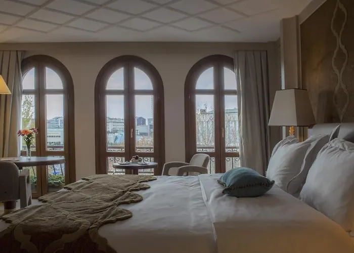 Otel Mega & Nisantasi