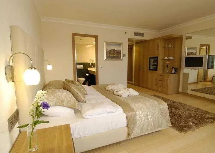 Mega & Nisantasi İstanbul