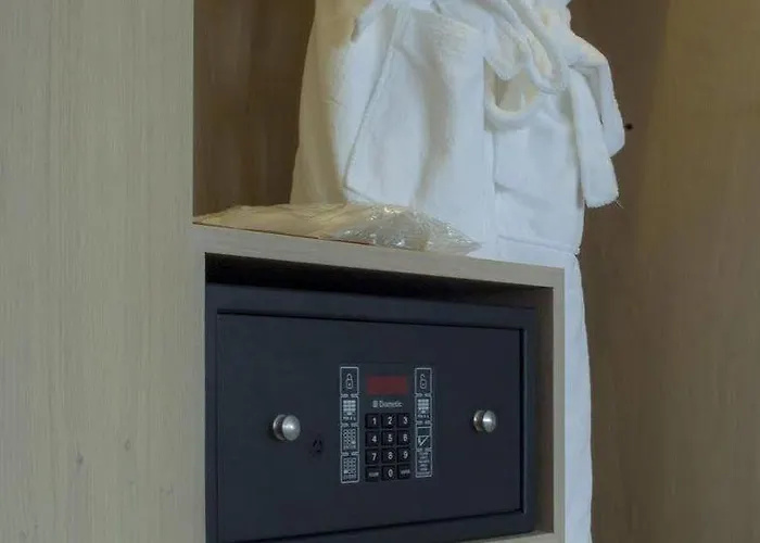 Mega & Nisantasi Estambul